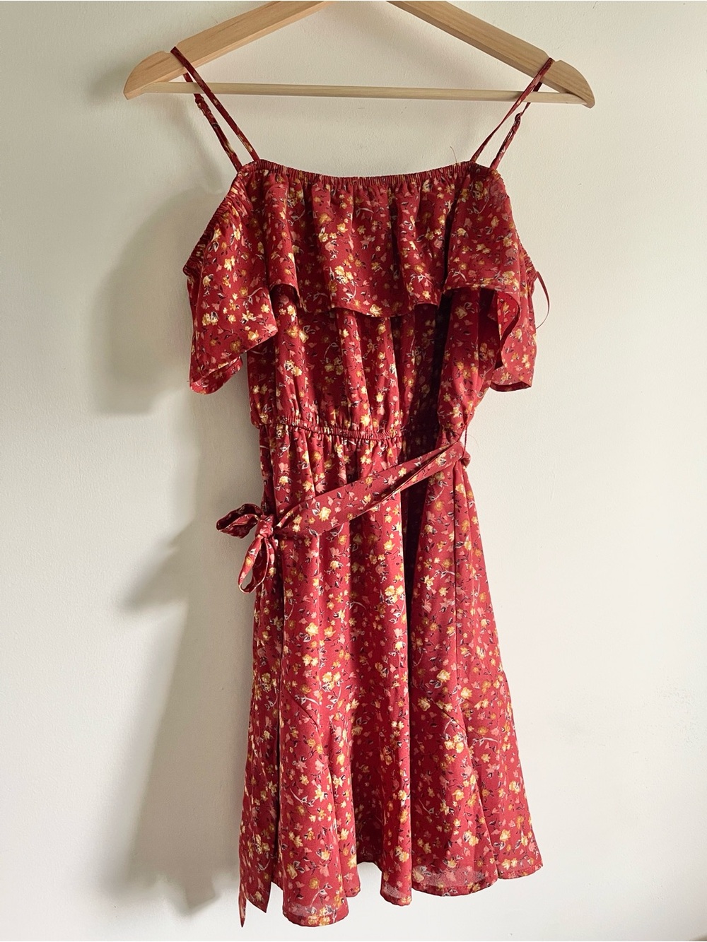 Blue Rain Red Ditsy Floral Cold Shoulder Ruffle Mini Dress Size XXS Tie Waist